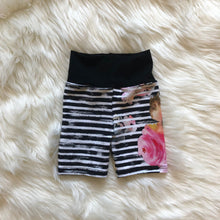 Load image into Gallery viewer, Shorties or Bummies - Bees (cotton jersey)