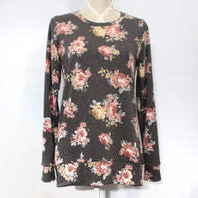 Load image into Gallery viewer, Women's Basic Crew - PREORDER Blended Thread Fabrics