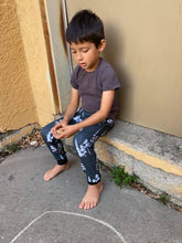 Load image into Gallery viewer, Kids' Joggers - Birds (bamboo french terry)