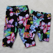 Load image into Gallery viewer, Kids Leggings and Capris - Mini Purple Hearts (bamboo french terry)